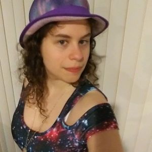 Meet your Posher, Quiin